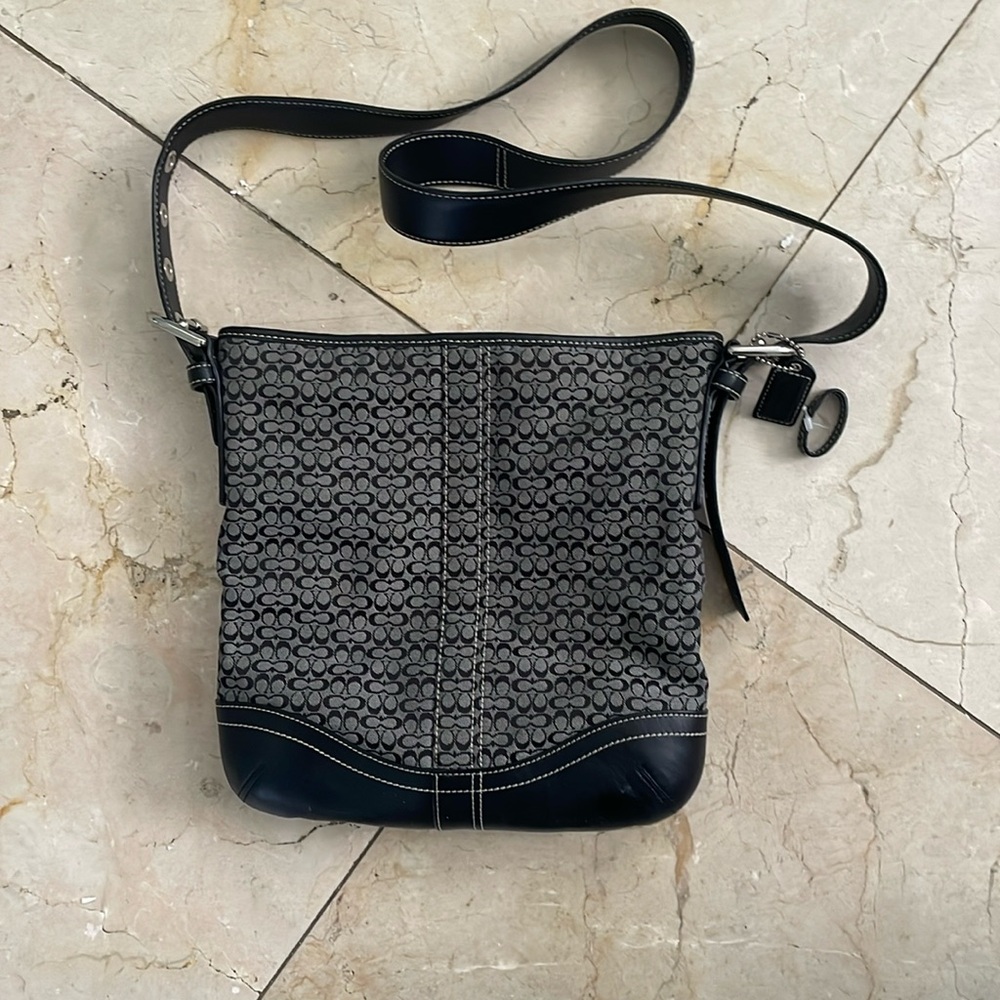 COACH shoulder bag crossbody black signature canvas leather authentic